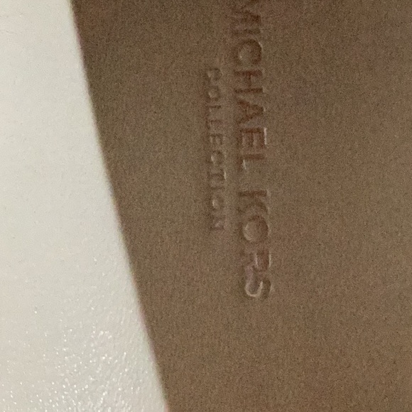 Very nice soft leather lightly worn Michael Kors white leather shoes with chain. - Picture 5 of 10